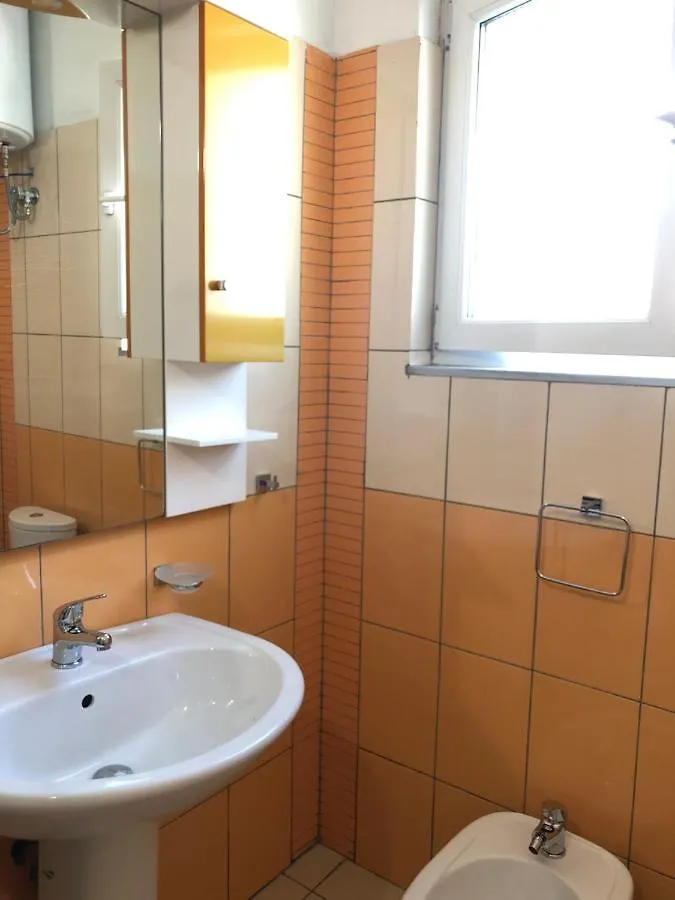 Lungomare Apartment Vlore